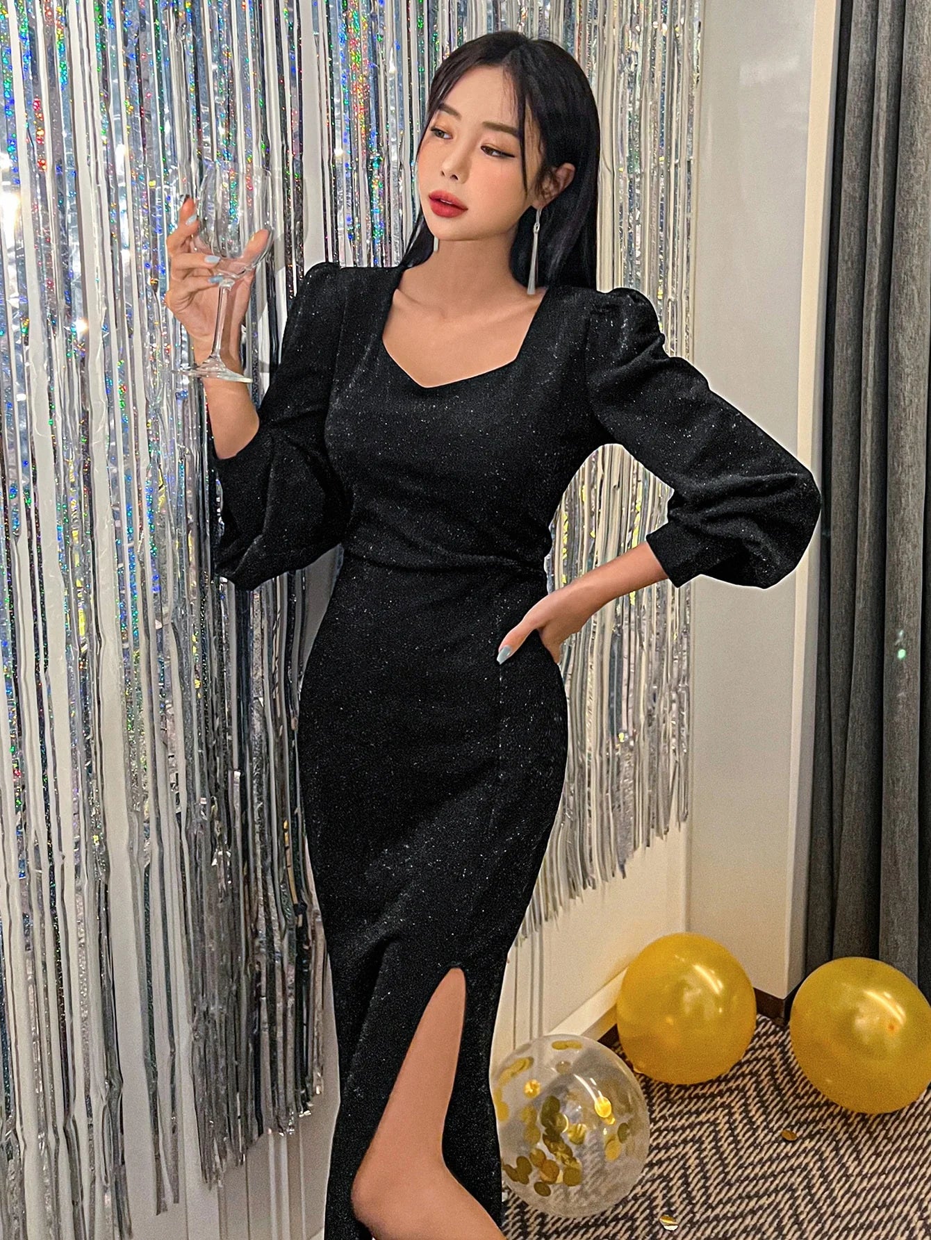 Sweetheart Neck Lantern Sleeve Split Thigh Glitter Dress