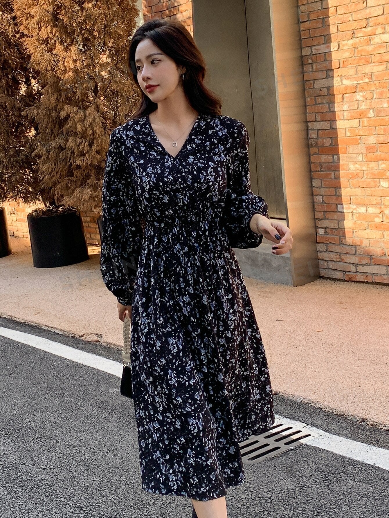 Ditsy Floral Print Lantern Sleeve Ruffle Hem Dress