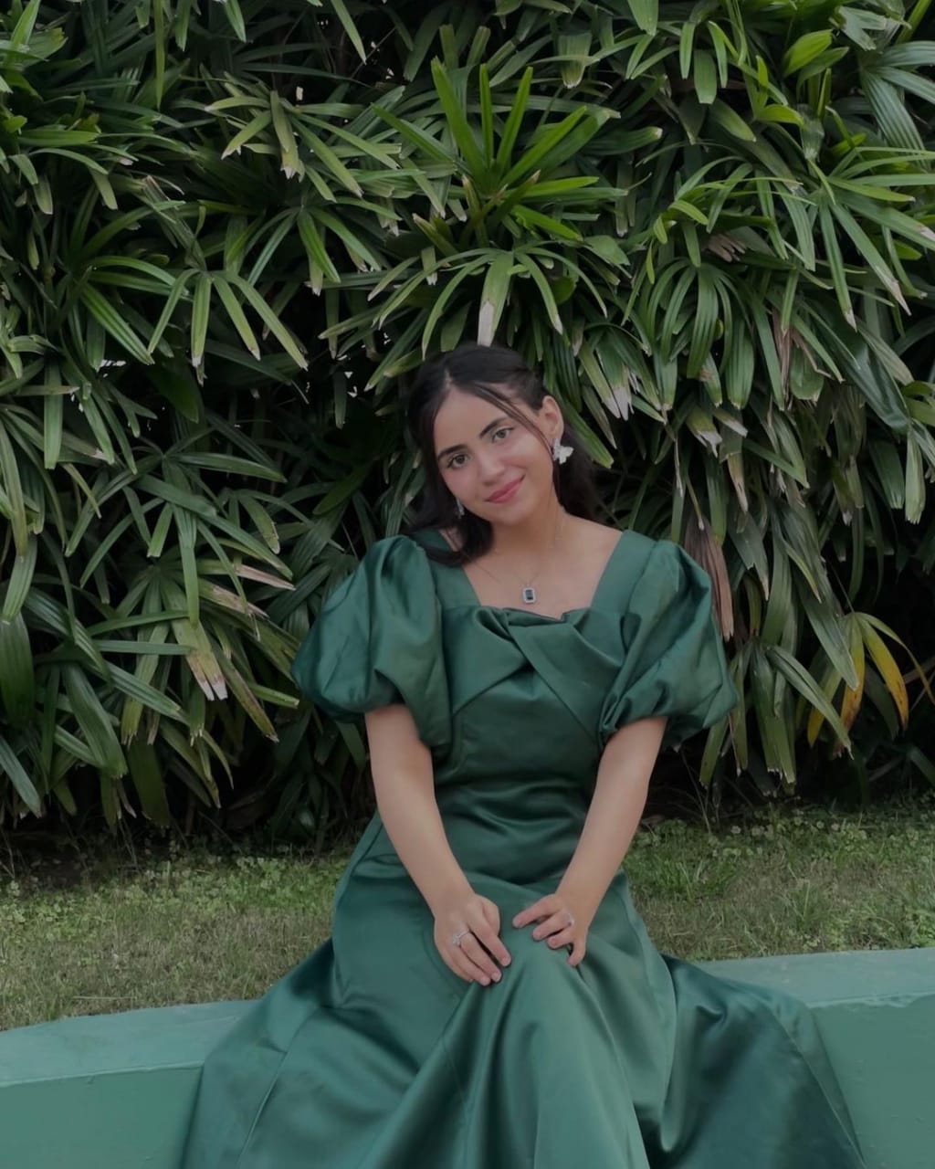 Elegance and Grace Emerald A-line Puff Sleeve Gown